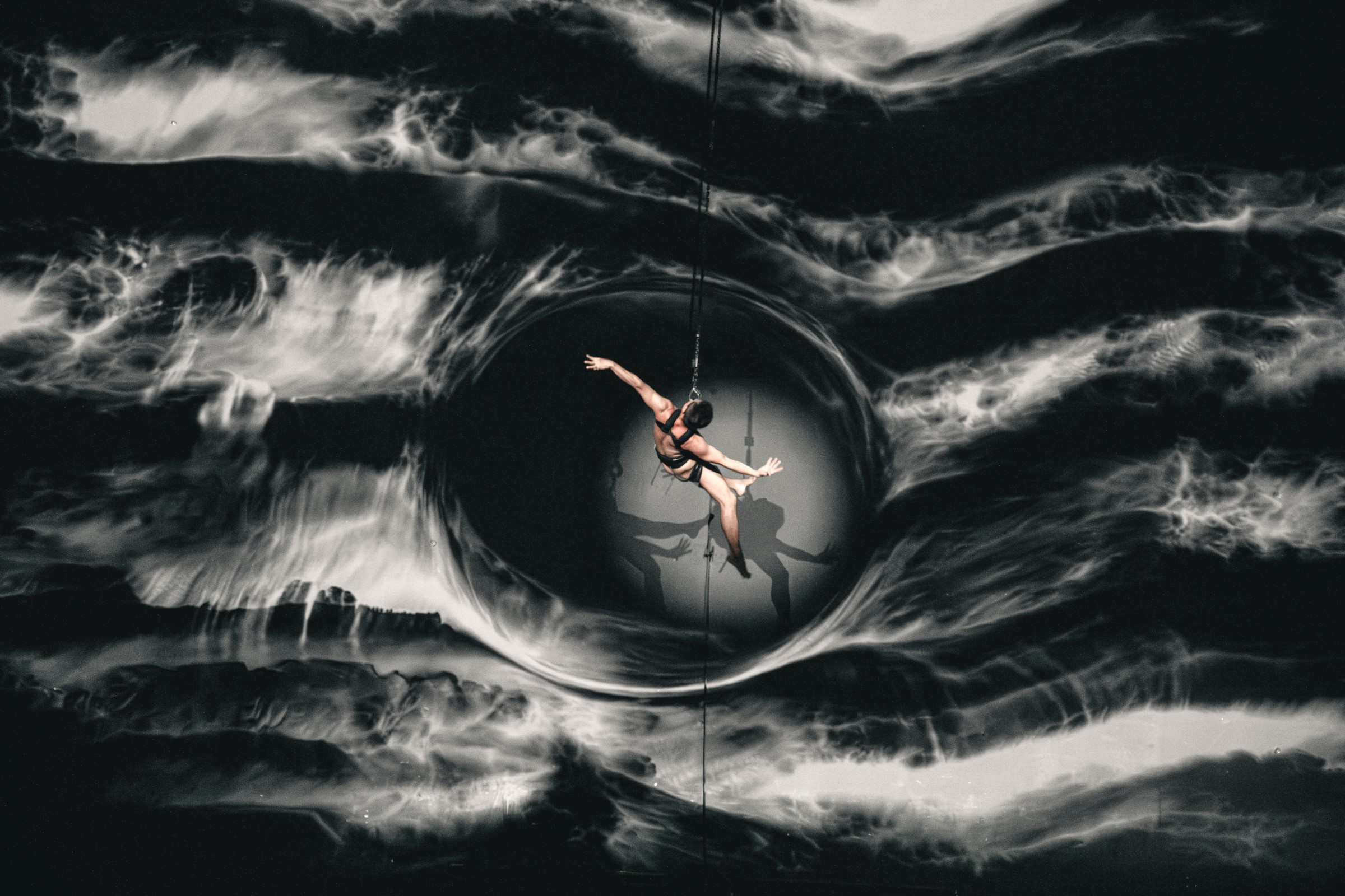 Daniel Yeung–Freespace Dance-exhibitionist